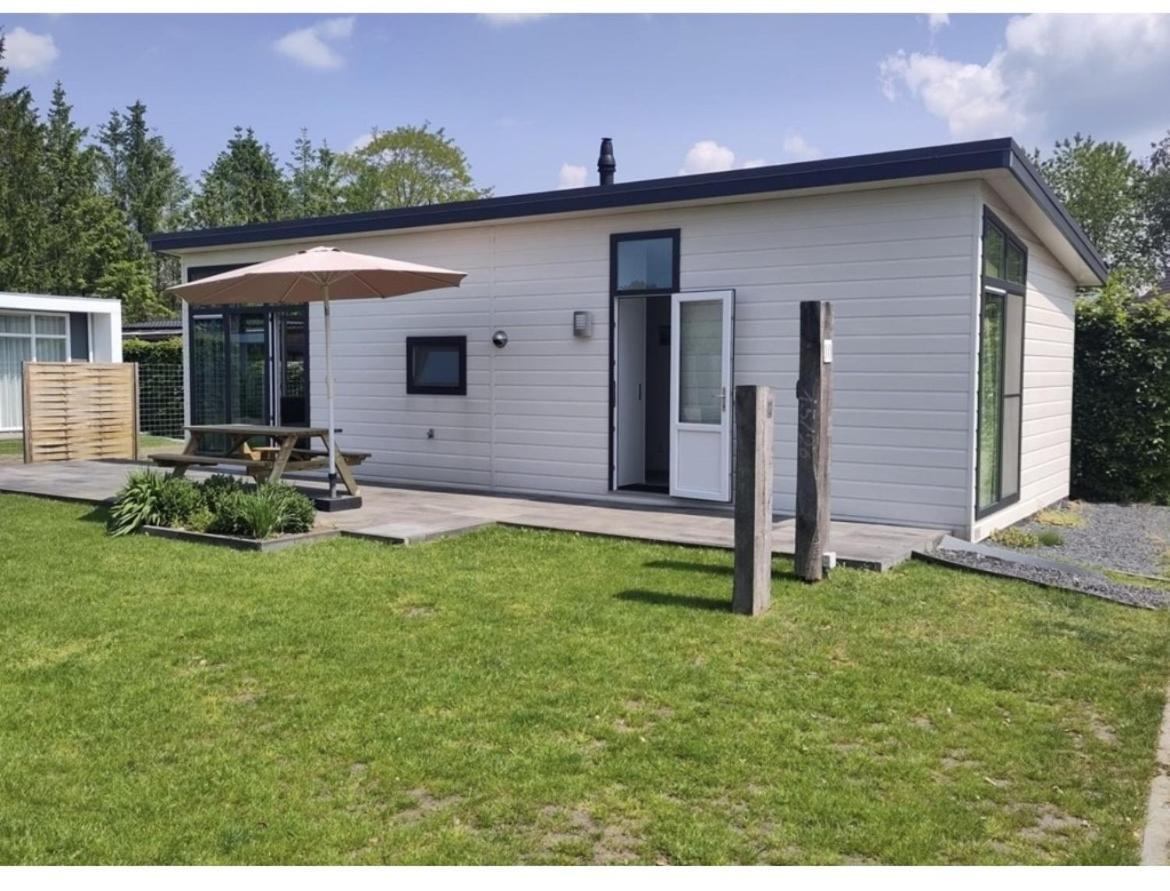 Knus Chalet Heidebloem Putten Exteriör bild